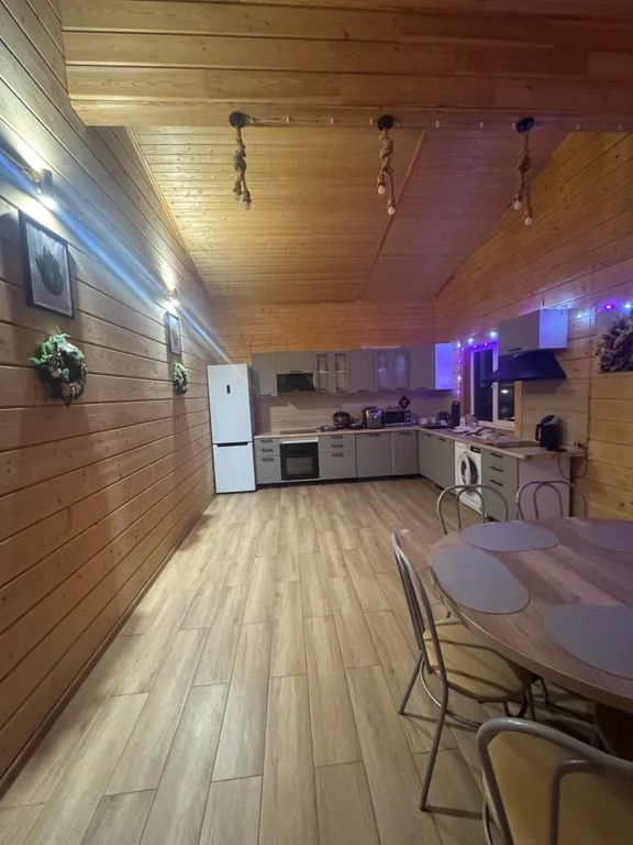 4-комнатный Дом