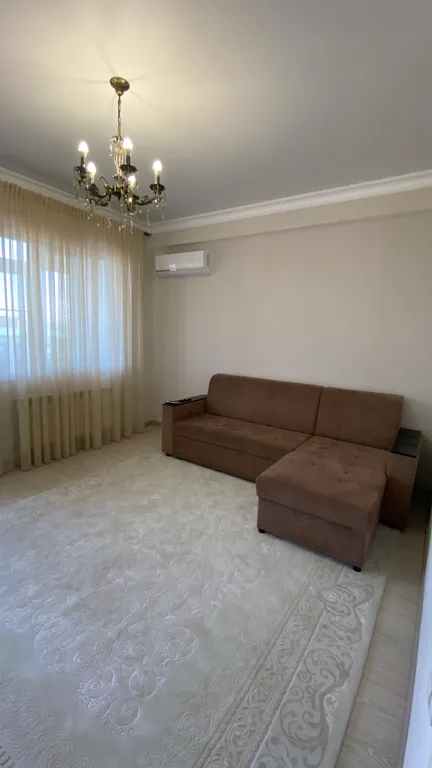 Уютная светлая квартира у моря с красивым видом из окон