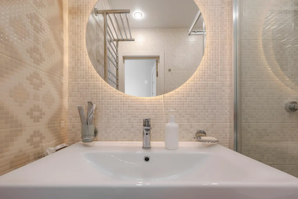 Студия с балконом и подогреваемым бассейном на территории ЖК в центре