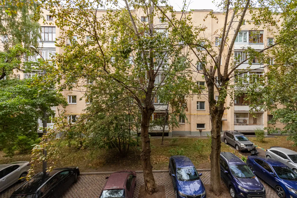 Уютная квартира рядом с Шуховской башней