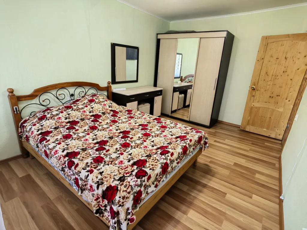 Квартира 3-комнатная Квартира — Лазаревское