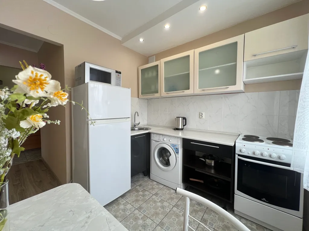 Теплая 1-к кв рядом с жд вокзалом. Не берем оплату за финальную уборку