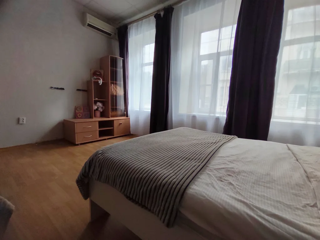 Квартира В САМОМ ЦЕНТРЕ просторная и очень светлая квартира со скоростным Wi-Fi — Ростов-на-Дону