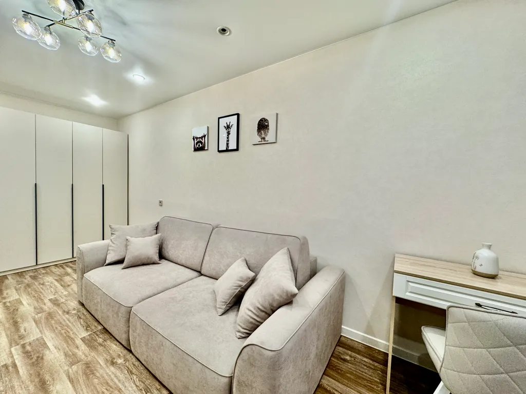 Роскошная + камин + ТВ 2 метра