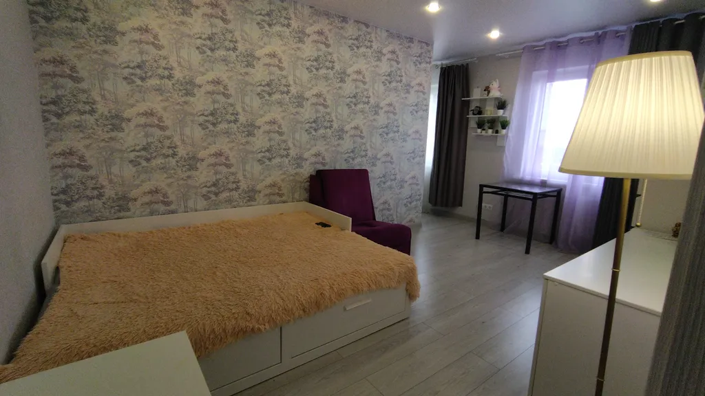 Уютная,светлая квартира в шикарном  доме. Отличная инфраструктура.