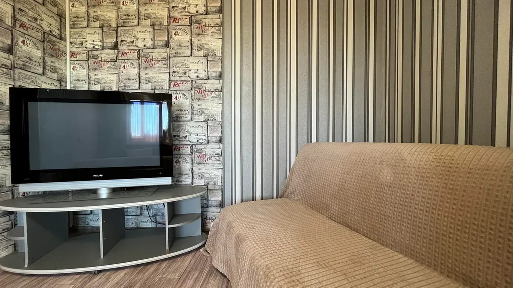 Комфортабельная 1 комнатная квартира на Мира 4