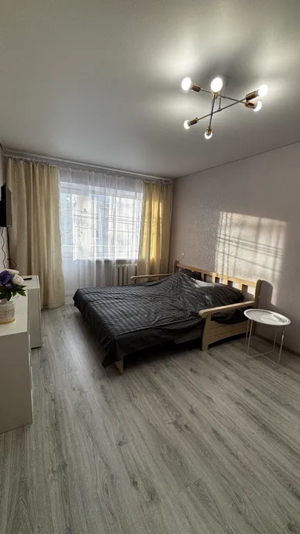 Квартира с ремонтом в самом центре. — аренда посуточно в Старая Русса