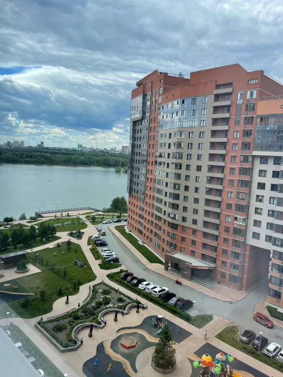 Квартира Уютная квартира на берегу реки в закрытом жилом комплексе — Новосибирск