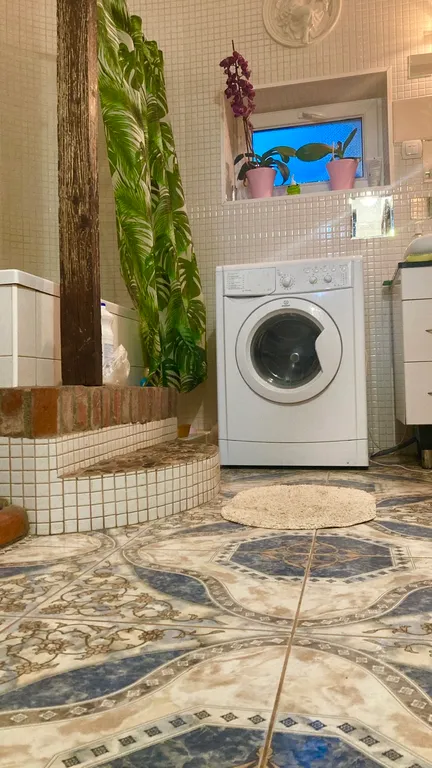 Дом с камином со столетней историей: город и море удобная развязка