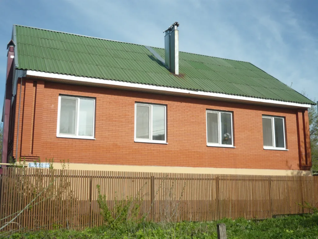 Уютная комната в доме, центр города, две кровати