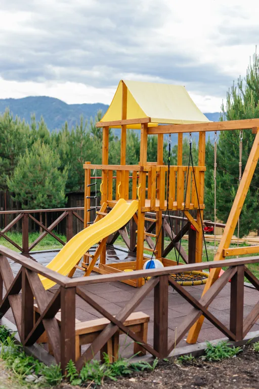 Домик в горах со всеми удобствами