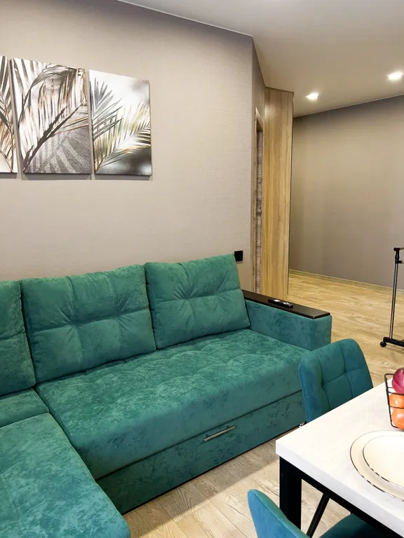 Стильная 2-комнатная квартира: почувствуйте себя как дома