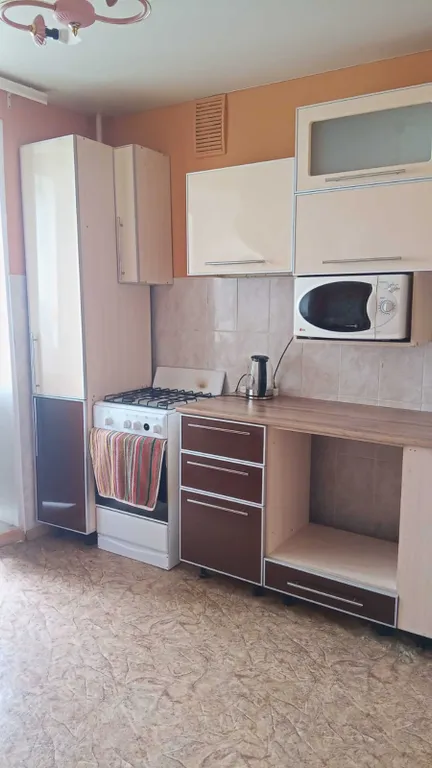 Двухкомнатная квартира Домашний Очаг на Лазурной 35