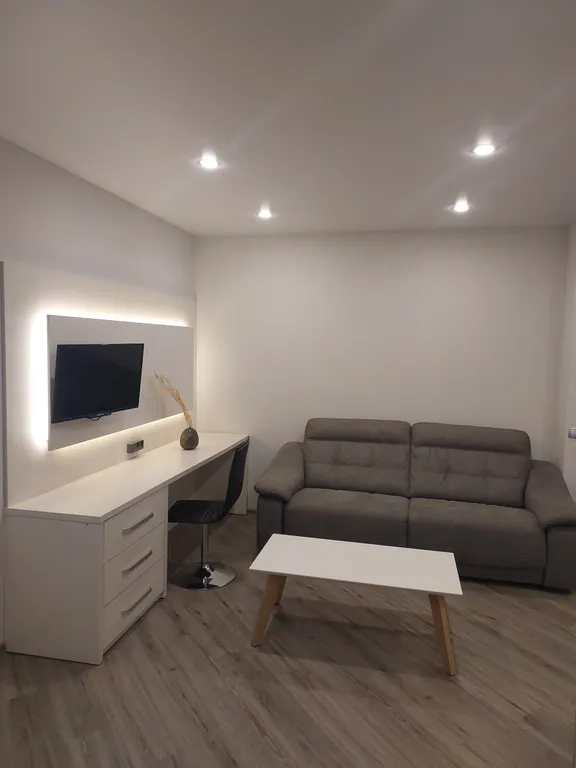 Уютные апартаменты в центре города с кондиционером и кофемашиной