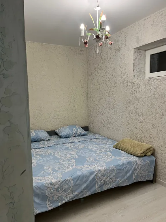 2-х этажный коттедж с бассейном на берегу