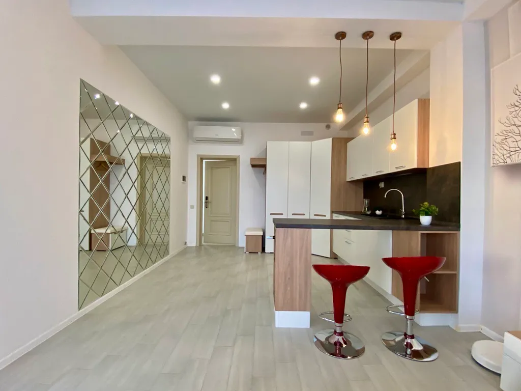 Апартаменты с гидромассажной ванной и красивым видом