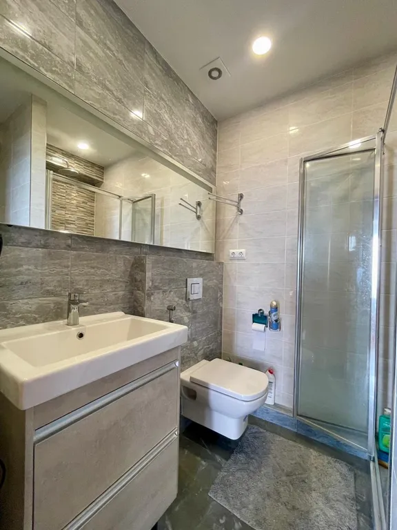 Двухкомнатная квартира с видом на море