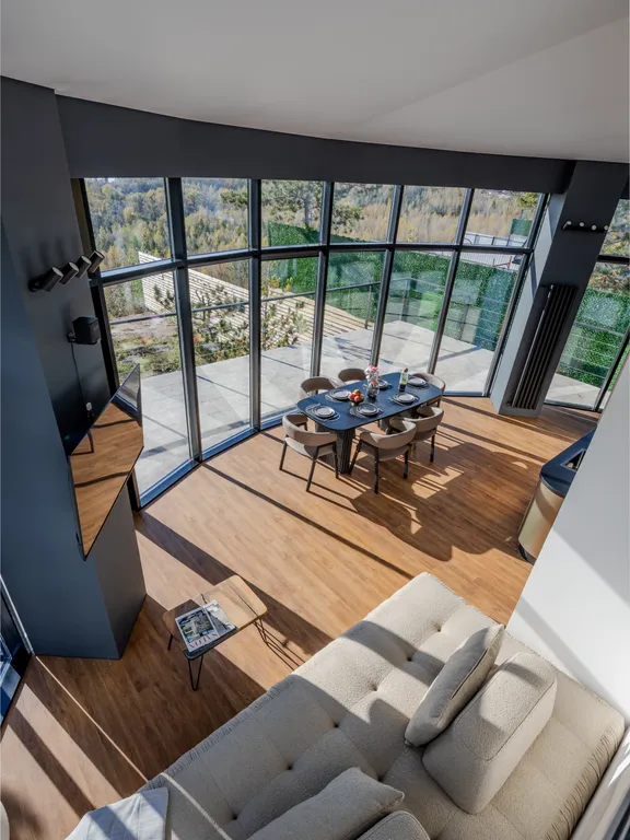 Уникальный Круглый дом с панорамой на горы и реку Сок