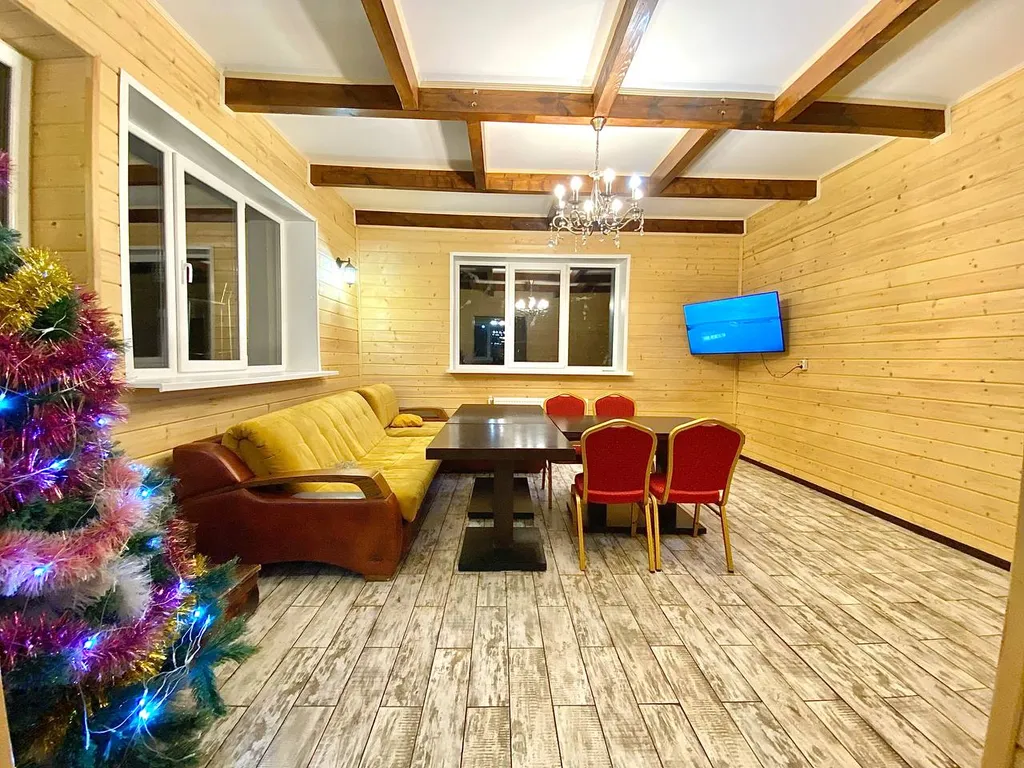 Коттедж Дом в лесу — Лупаново