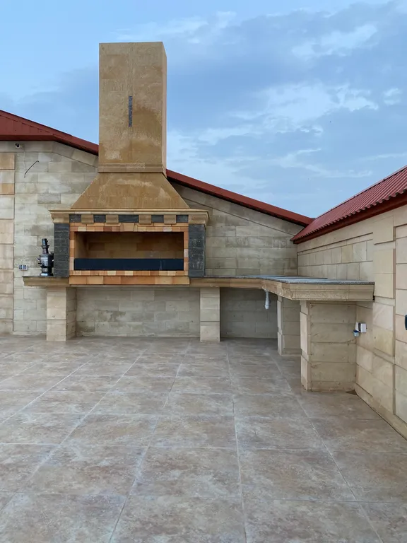 Красивые апартаменты возле самого моря, с бассейном и мангальной зоной