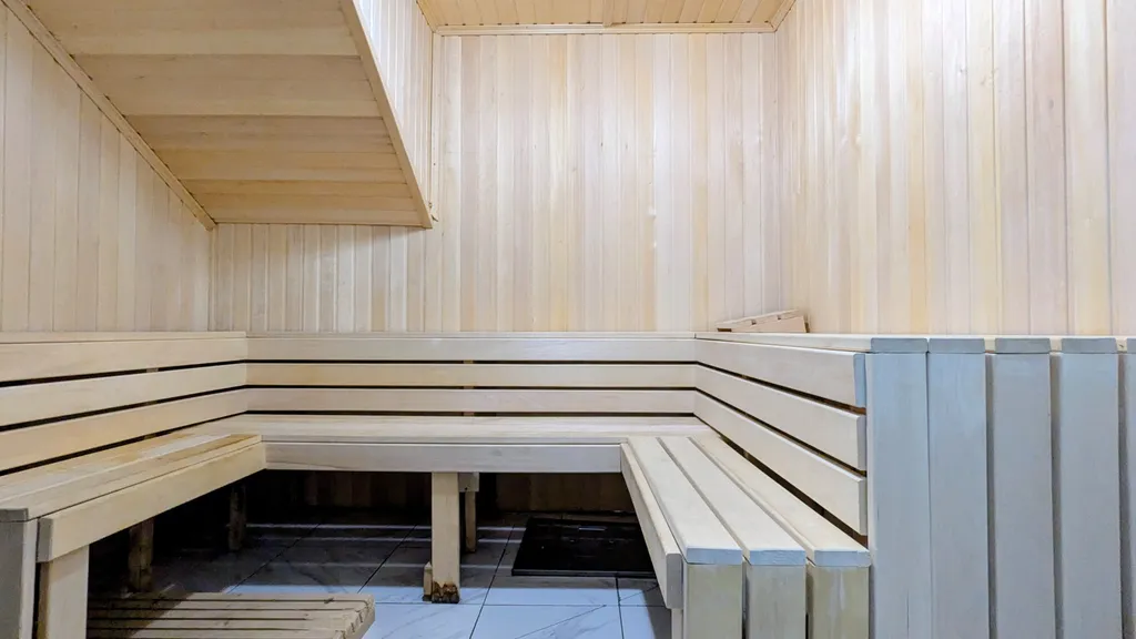 8-комнатный Дом