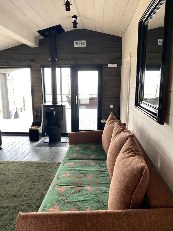 Дом в деревне с городским комфортом и русской баней