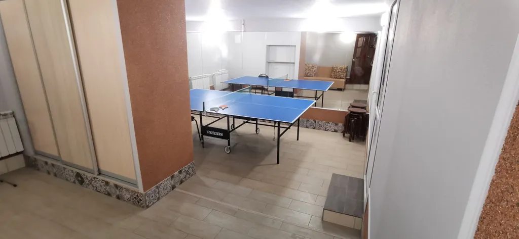 Коттедж Часть дома в частном на первом этаже с большим бассейном — Волгоград