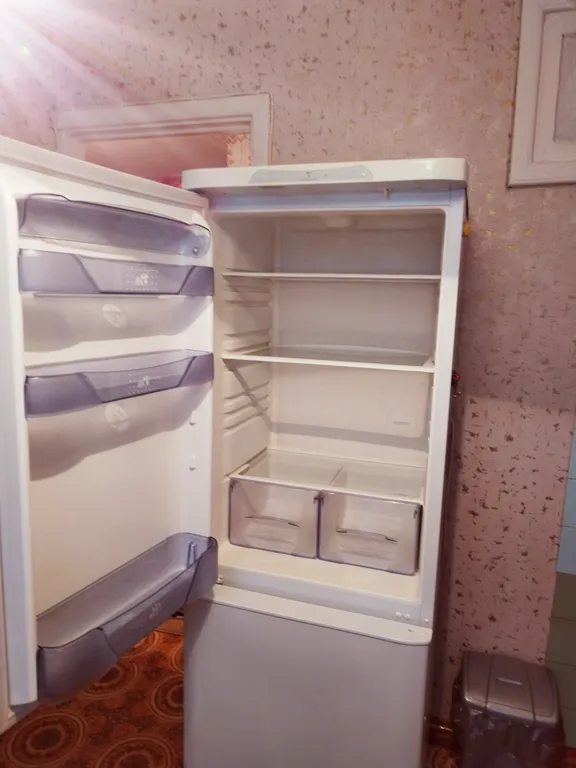 Двухкомнатная квартира с 4 диванами на Ушакова