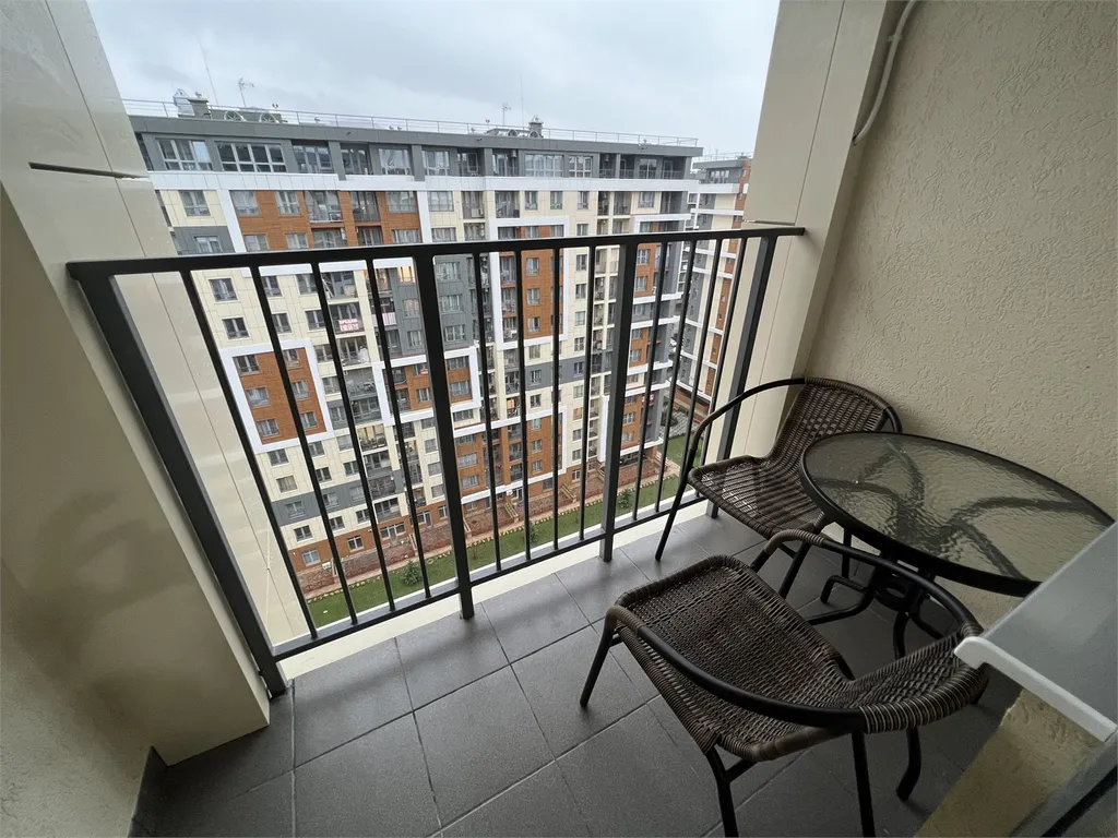 Апартаменты с отдельной спальней и видом на горы