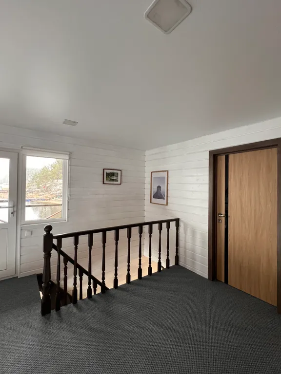 Плавающий дом CliffHouse