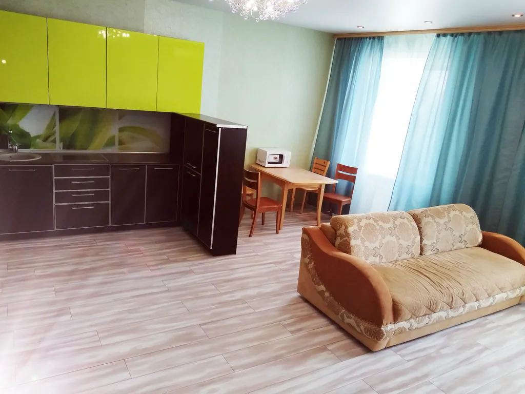 Центр города высокий этаж