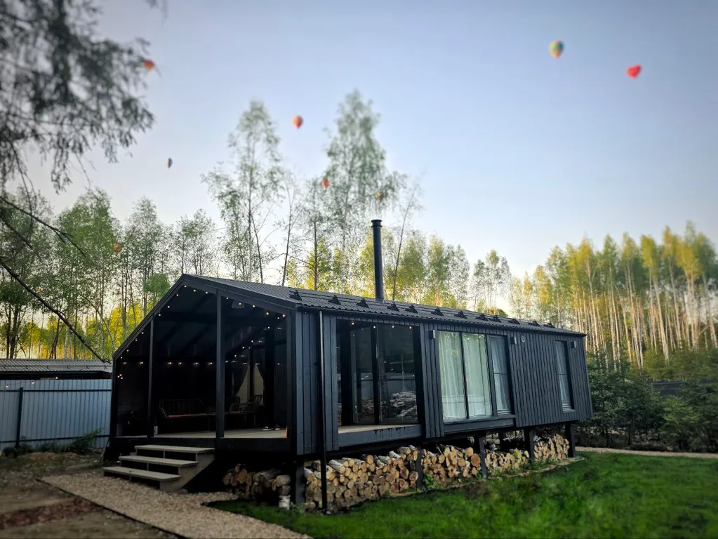 Коттедж Дом с двумя спальнями и сауной в еловом лесу — Шадрино