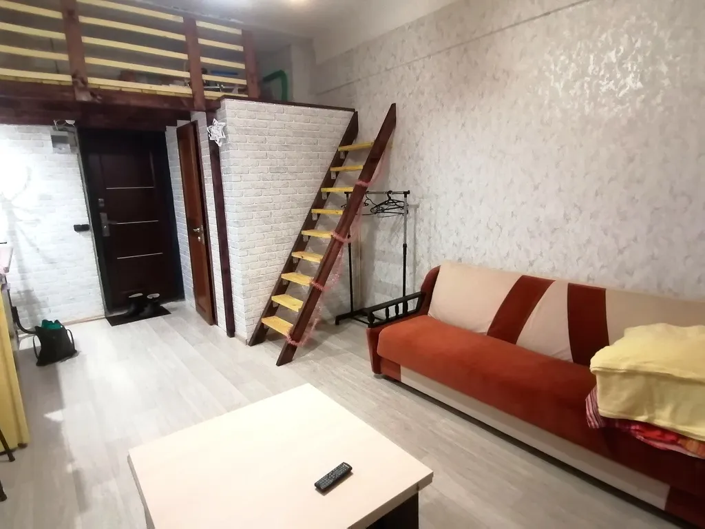 Домик на дереве уютная студия лофт в центре удобное расположение