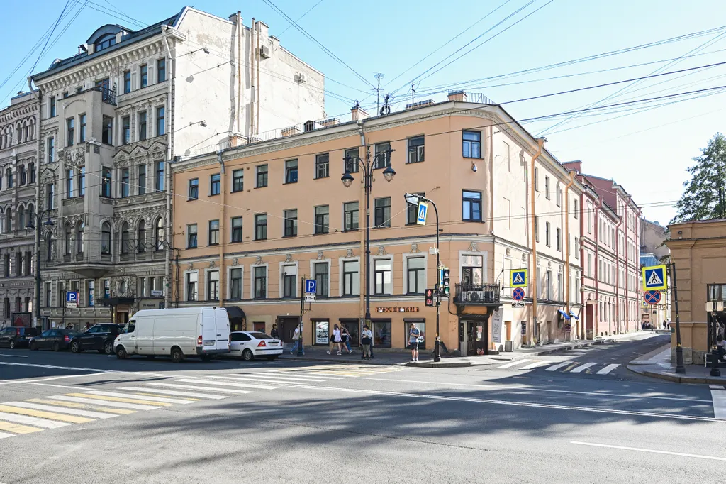 Солнечная квартира рядом с Летним садом
