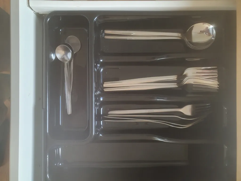 Благоустроенный дом на берегу реки