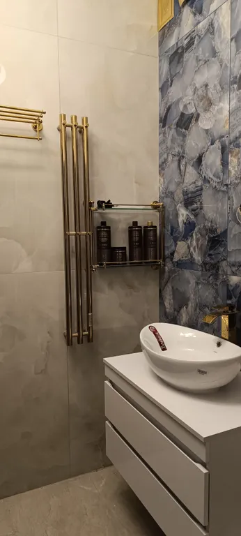 Двушечка у канатки и в старинном доме