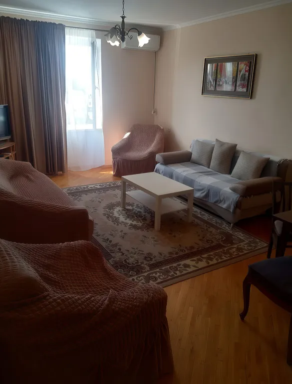 Квартира у набережной с видом на море и город