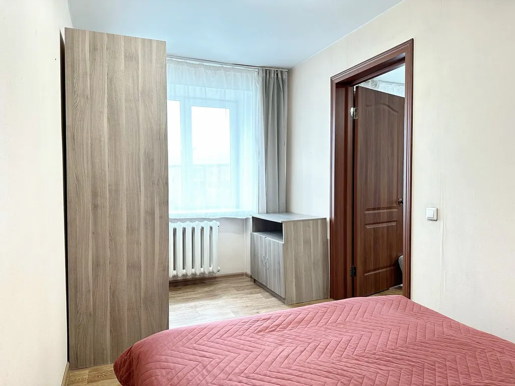 2-комнатная квартира в центре рядом с КУЗгту и РЕАцентром