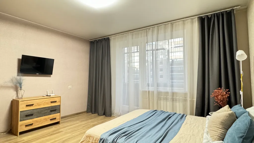 Квартира Уютная квартира возле ТРЦ Планета — Красноярск