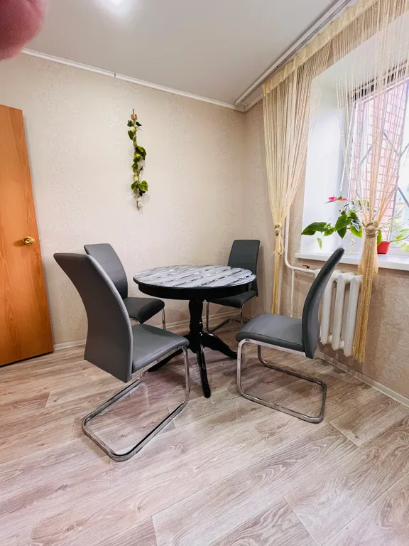 Квартира в тихом месте, в ударении от проезжей части