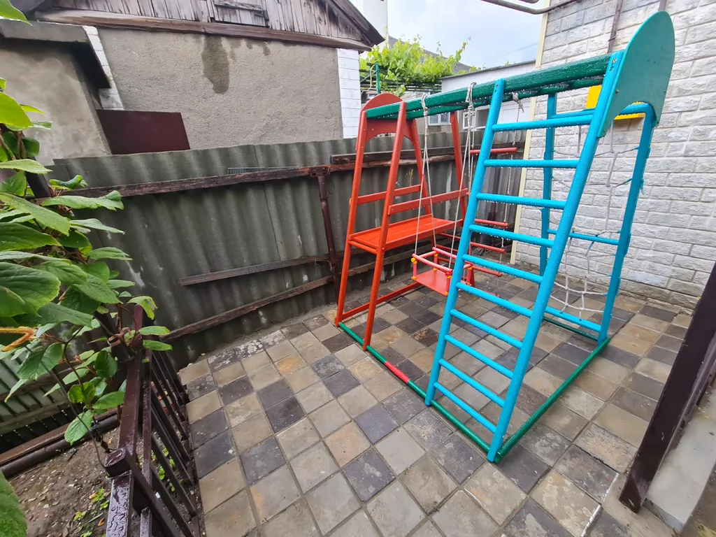 Дом у моря с автостоянкой