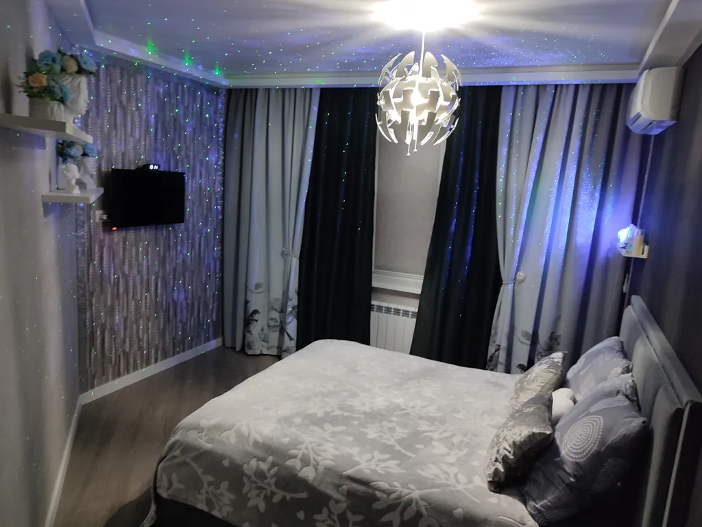 Дизайнерская 1-комнатная квартира с видом на город и парк