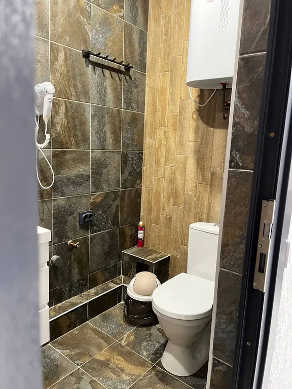 3-комнатные апартаменты с кухней на черном море