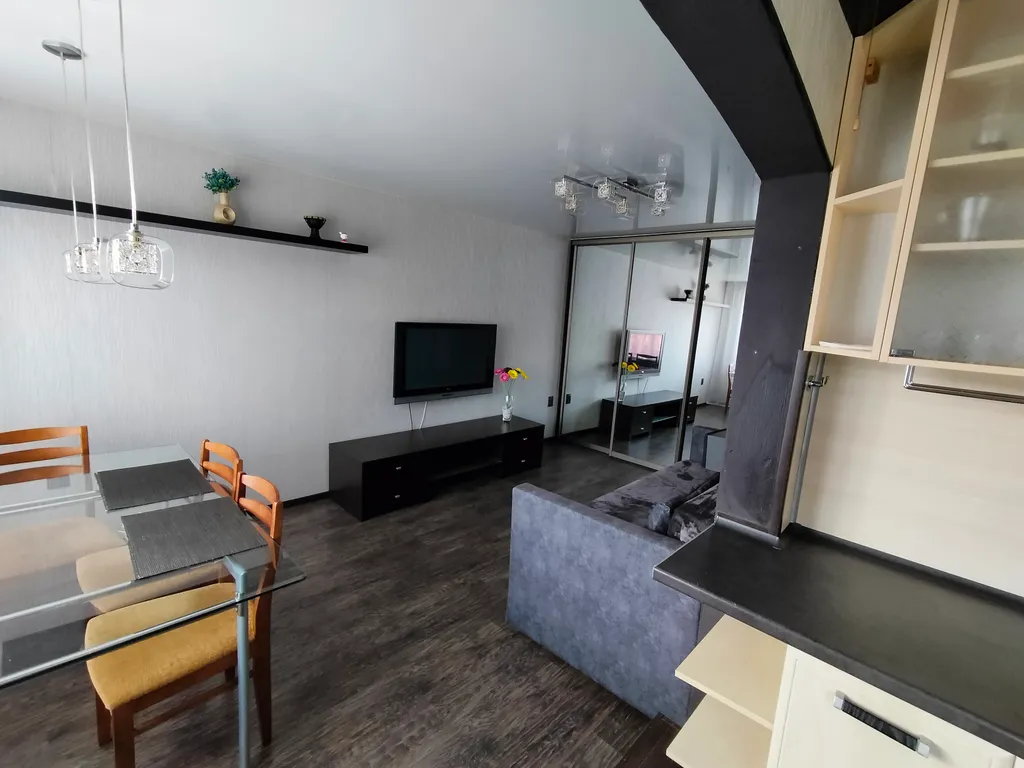 Квартира в тихом месте недалеко от центра