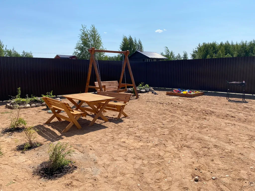 Дом у пляжа на берегу Селигера