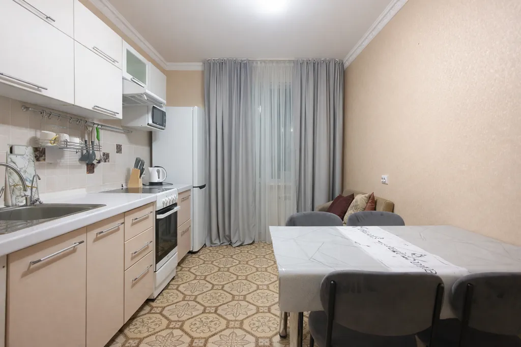 2-комнатная квартира на 23 этаже в ЖК Лазурный квартал