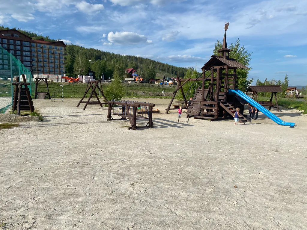 Апартамент на ГЛК Солнечная Долина