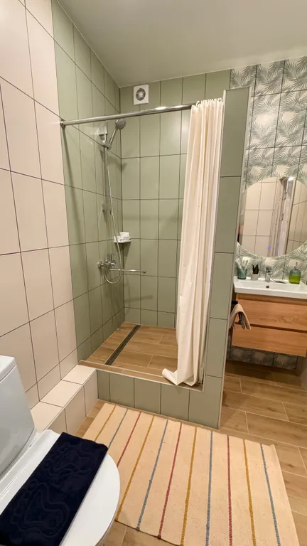Квартира Апартаменты premium-класса для 4-х, около аквапарка, в новом доме, с парковкой — Новосибирск
