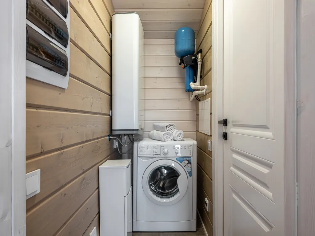 Дом семейный с баней