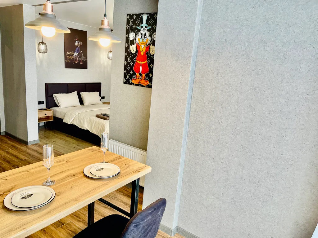 Новая студия, с удобным расположением